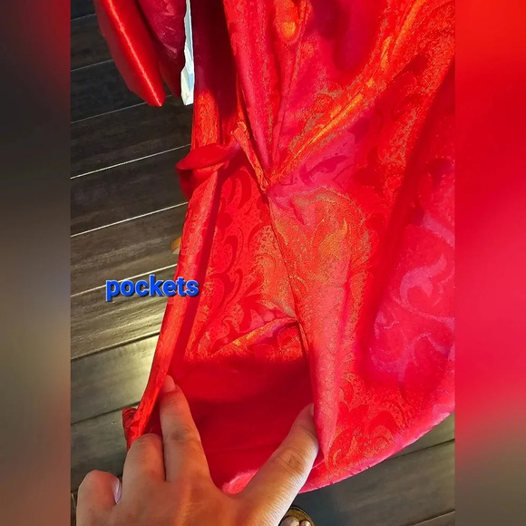 Victoria's Secret Gold Label Vintage Red Kimono Robe with belt and pockets - Picture 2 of 10